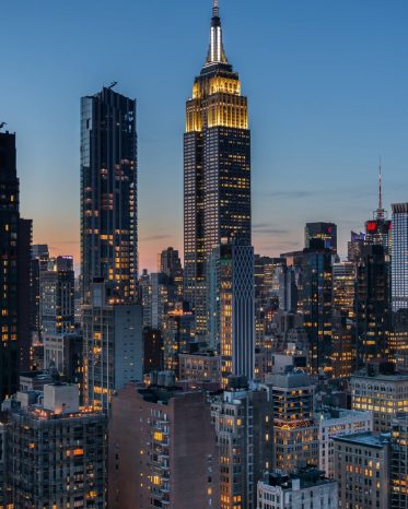 building_city_manhattan_new_york_skyscraper_usa_4k_5k_hd_travel-3840x2160